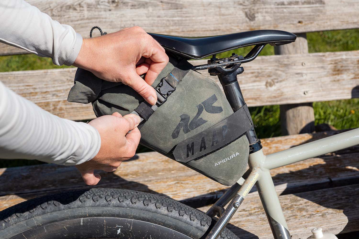 MAAP x APIDURA ALT ROAD SADDLE PACK